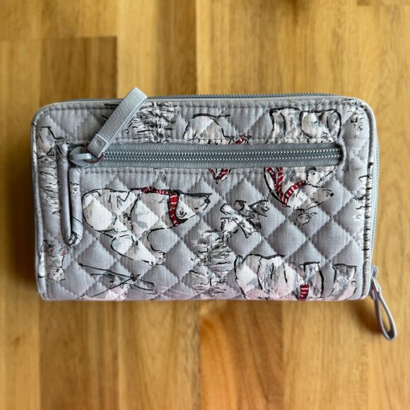Vera Bradley RFID Turnlock Wallet Polar Bear Print - Picture 2 of 5